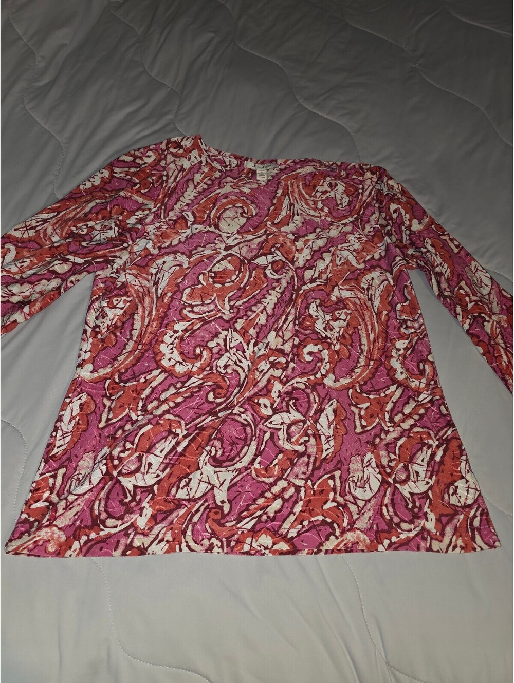 Women Top Jm Collection Size Medium. Floral paisley blouse